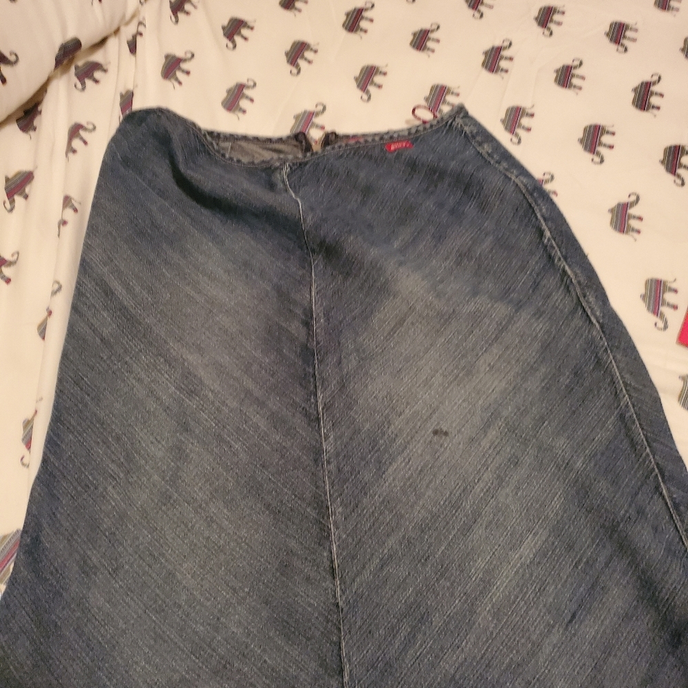 Denim skirt